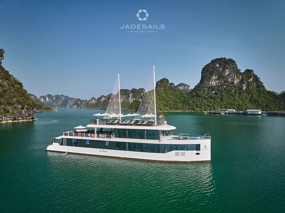 HA LONG DAY TRIPS - LUXURY